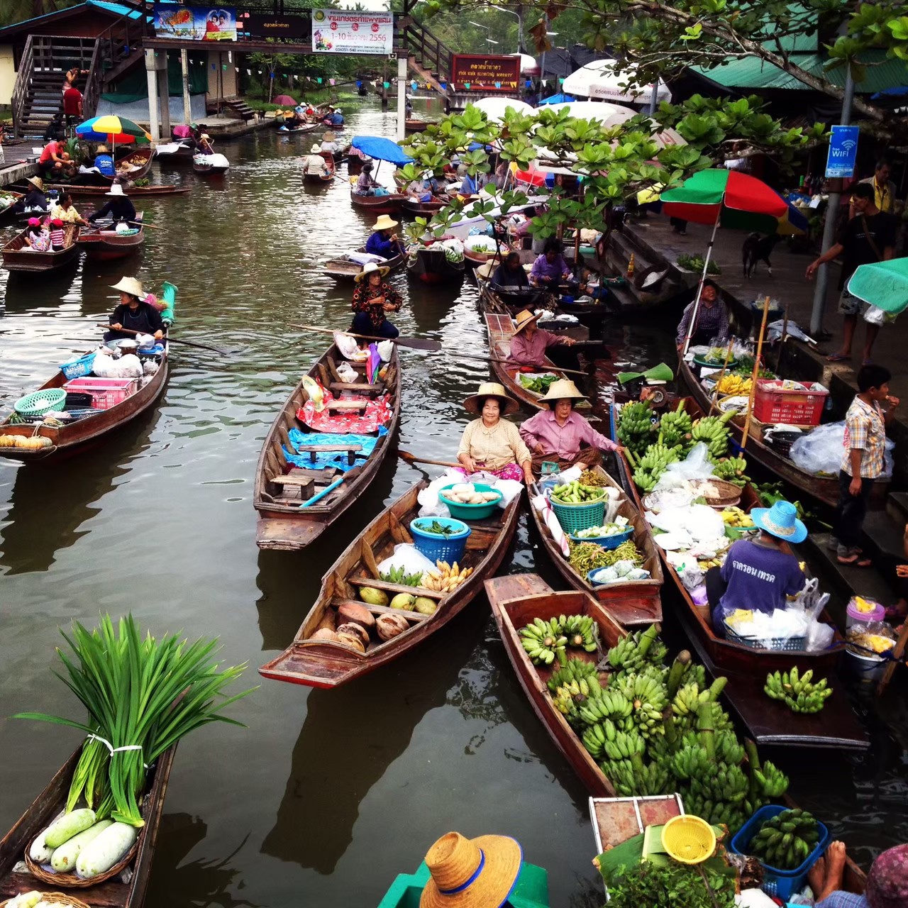 Экскурсия Ампхава - город на воде в Паттайе - SevenTrips